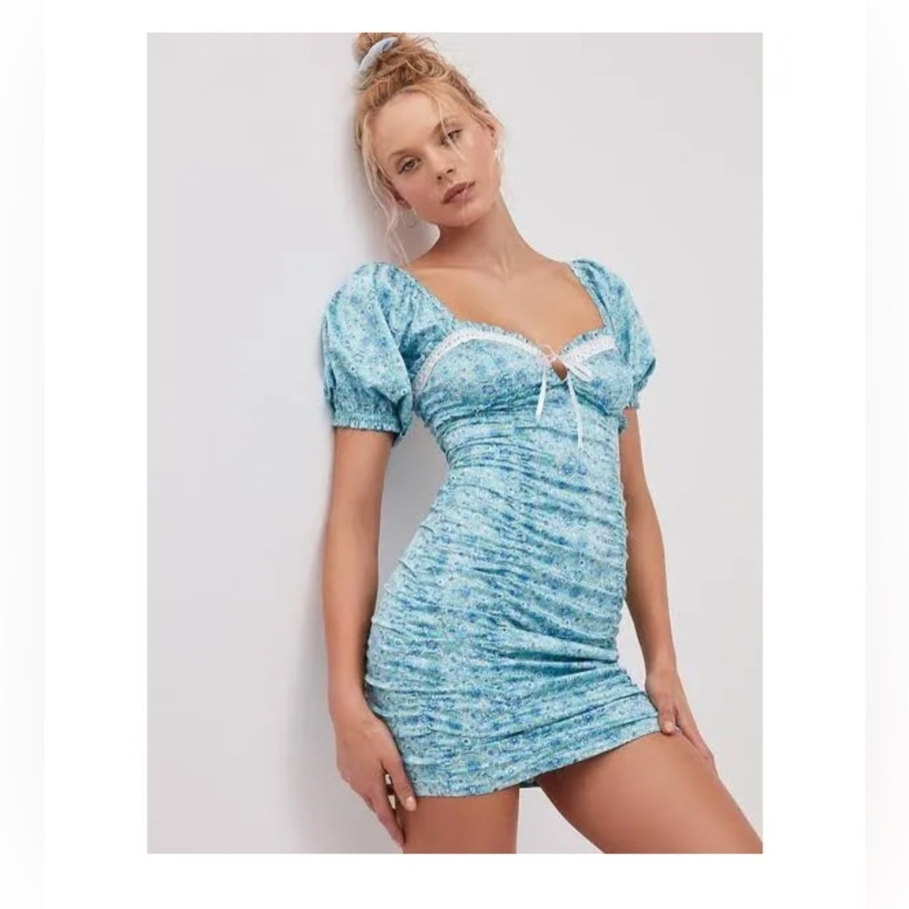 For Love & Lemons Women’s Alana Blue Floral Dress Medium Ruched Puff Sleeve